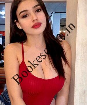 julia-russian-escort-pune-1.jpg